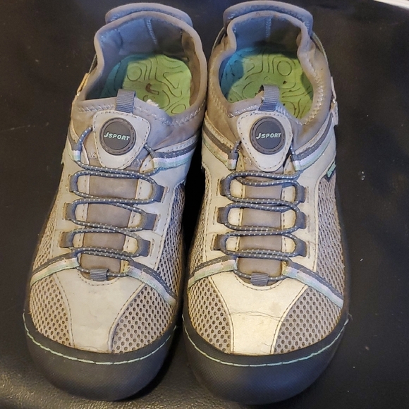 JSport by Jambu Gray Athletic Shoes with Breathable Mesh and Elastic Lacing - Picture 1 of 9